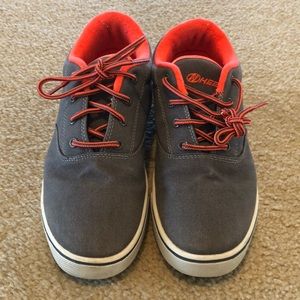 HEELY’S MENS SIZE 8